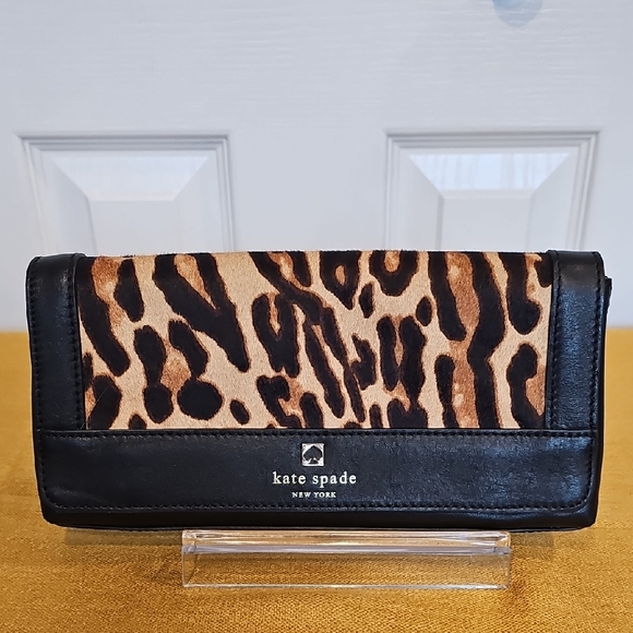 kate spade Handbags - KATE SPADE PERRI LANE HAIRCALF KEIRA CLUTCH - MSRP $275 - Like New!